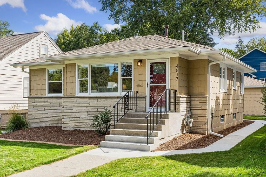 4817 Zenith Avenue S, Minneapolis