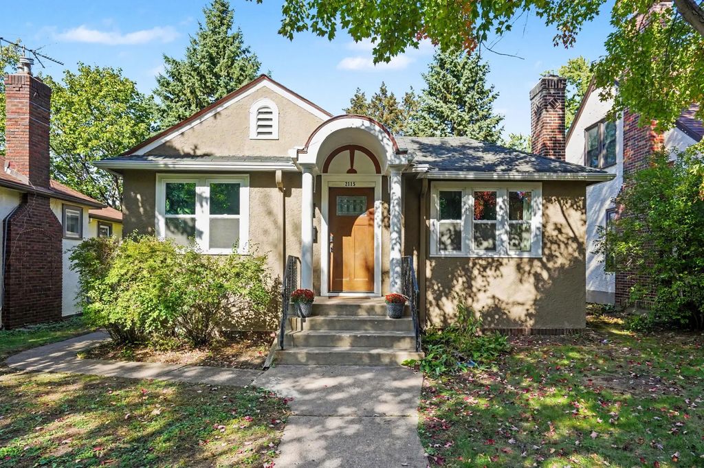 2115 Palace Avenue, Saint Paul