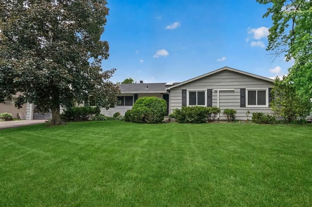 7930 W 26th Street, Saint Louis Park