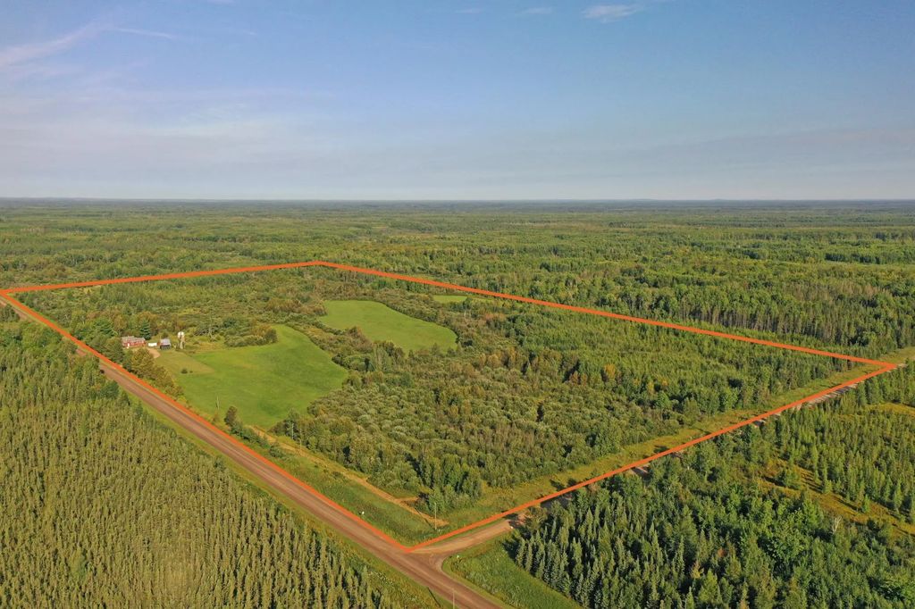 10745 Highway 8, Floodwood