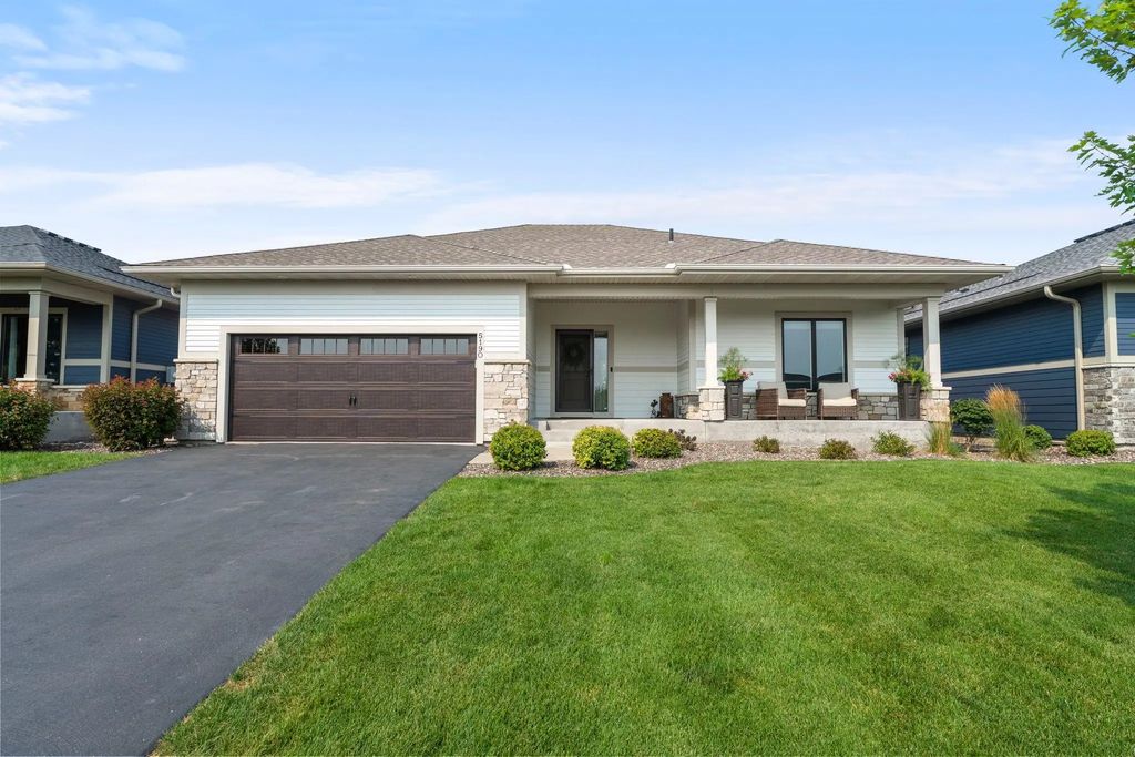 5190 Sundial Lane, Woodbury