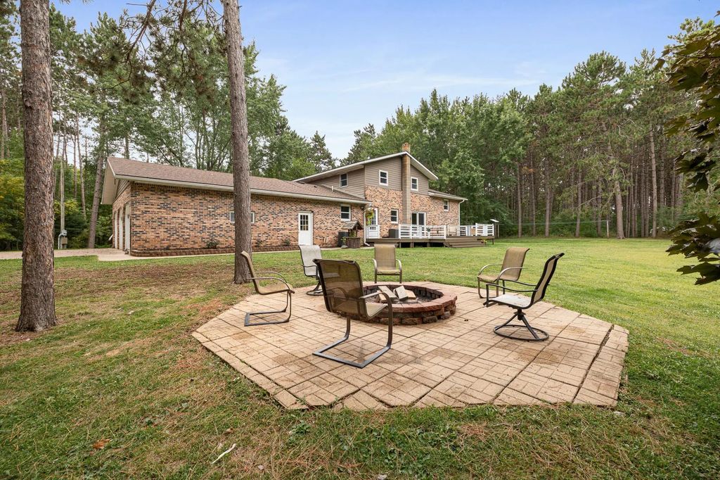 23902 Pineview Road, Pierz