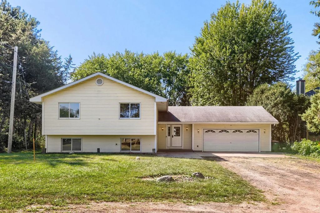 6417 Hodgson Road, Lino Lakes