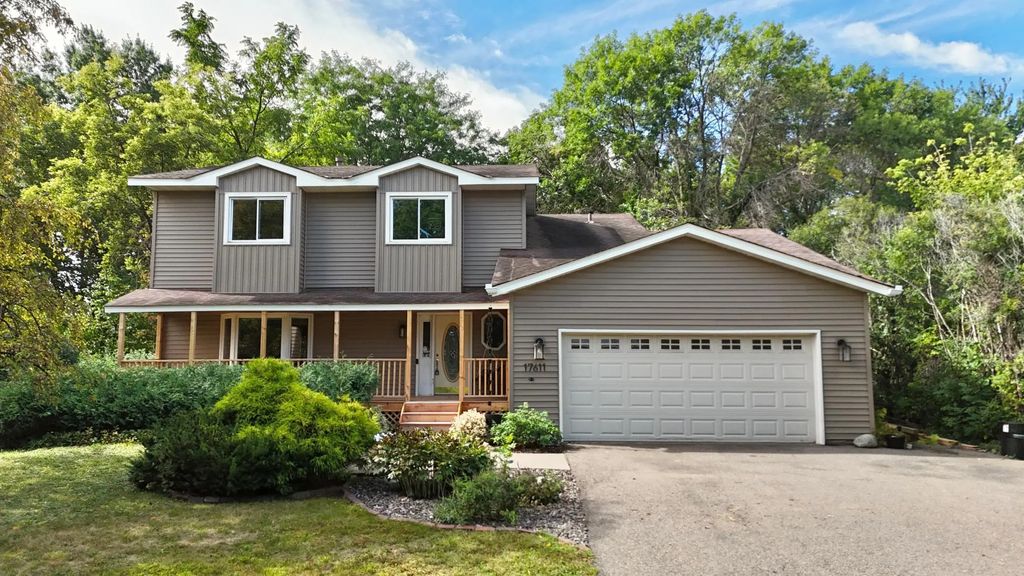 17611 83rd Avenue N, Maple Grove