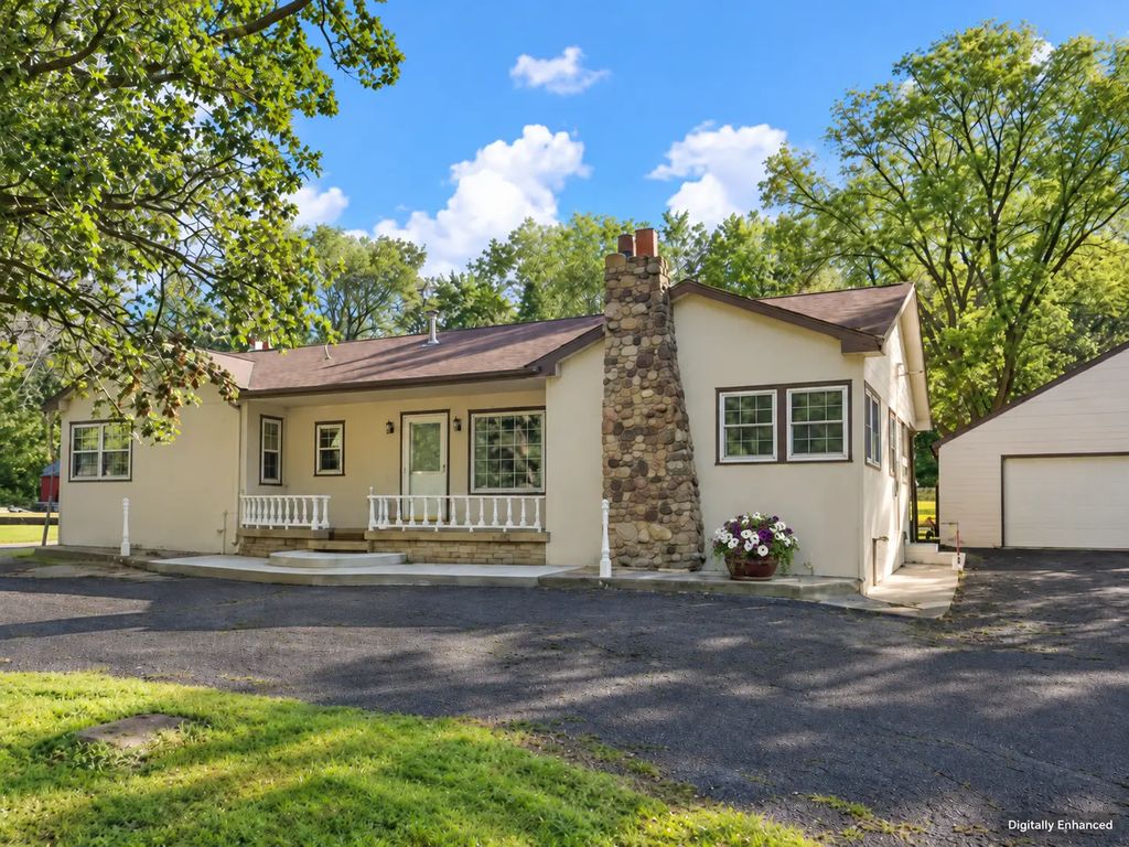 1500 11th Avenue, Newport