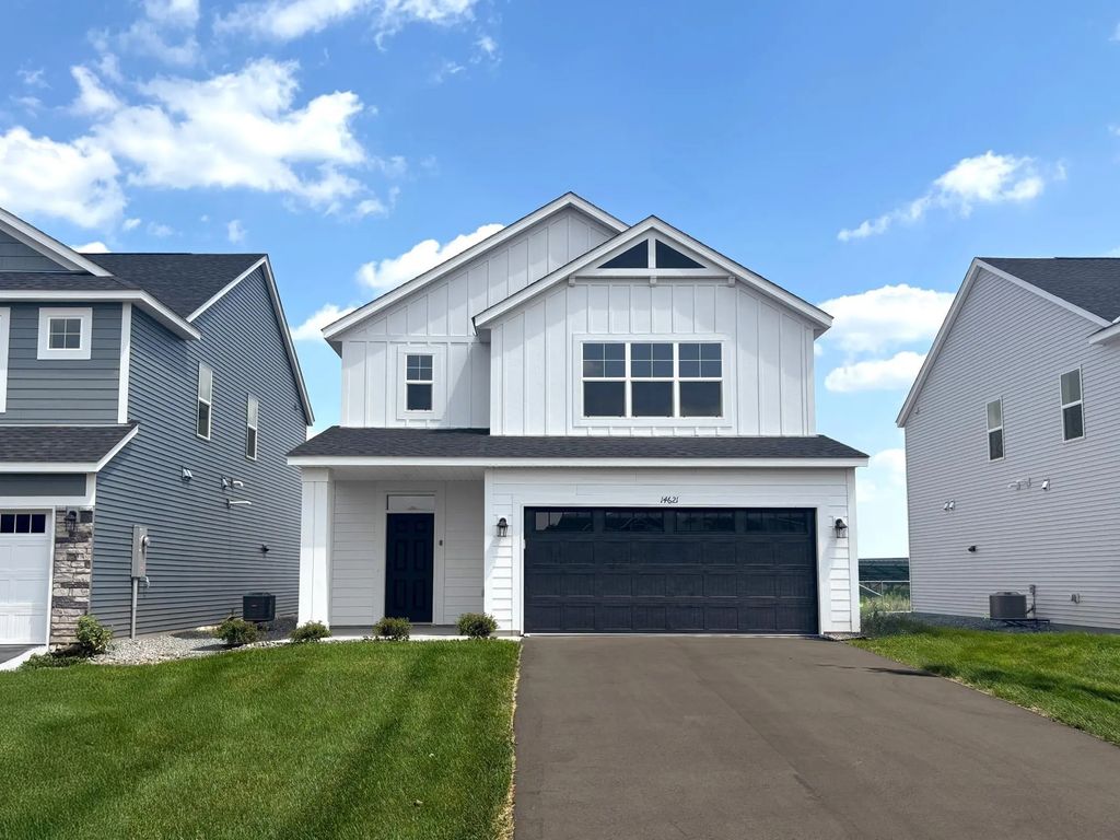 22384 Denmark Court, Farmington