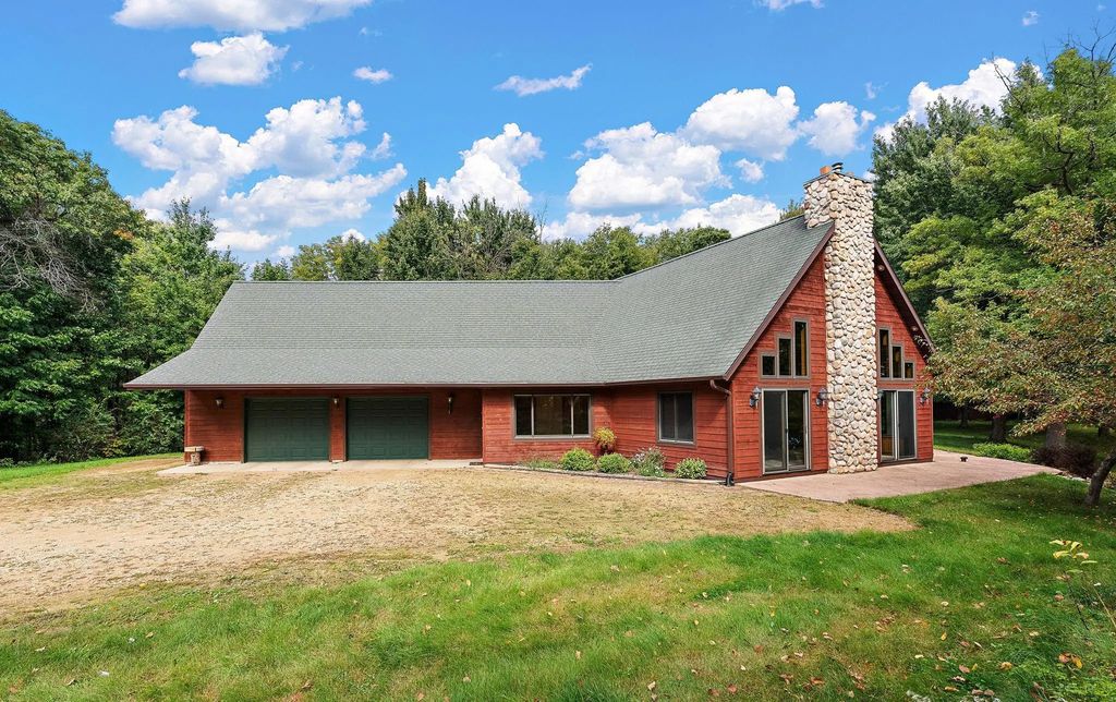 868 91st Street A, Amery