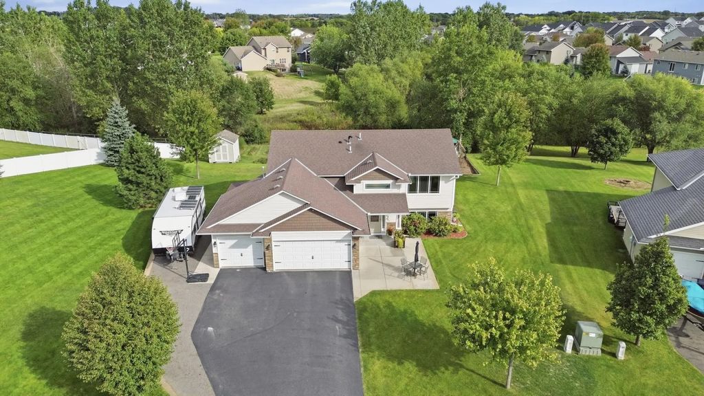 8796 Ebersole Avenue, Monticello