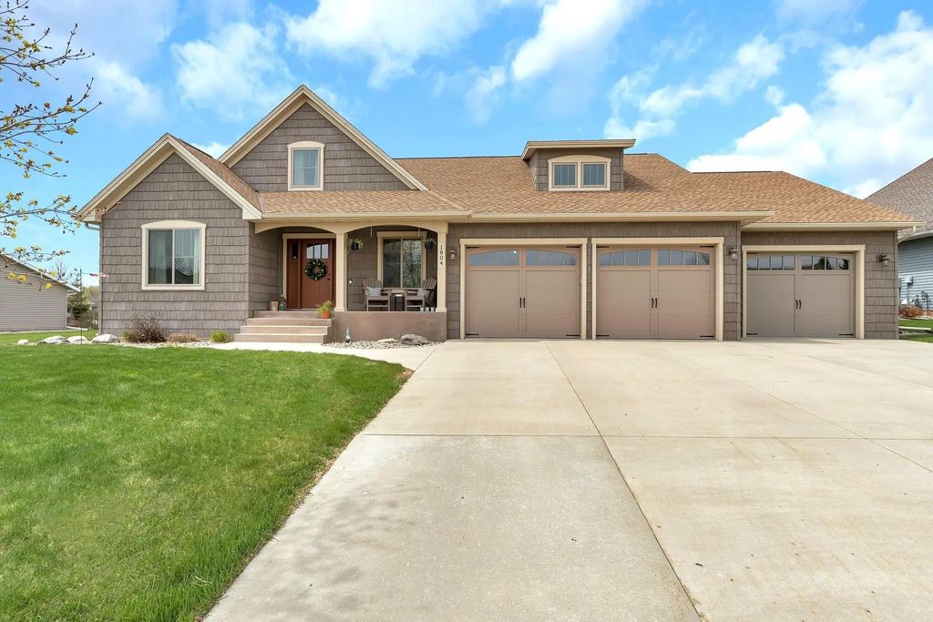 1804 4th Street Ne, Willmar