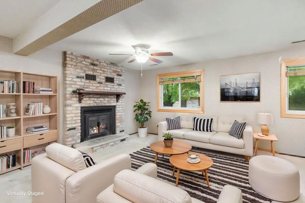 13430 Pepperwood Circle, Minnetonka