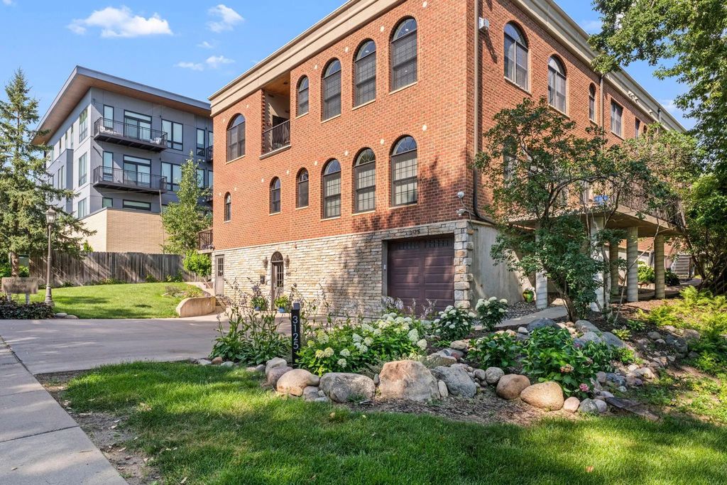 3125 Inglewood Avenue S 202, Saint Louis Park