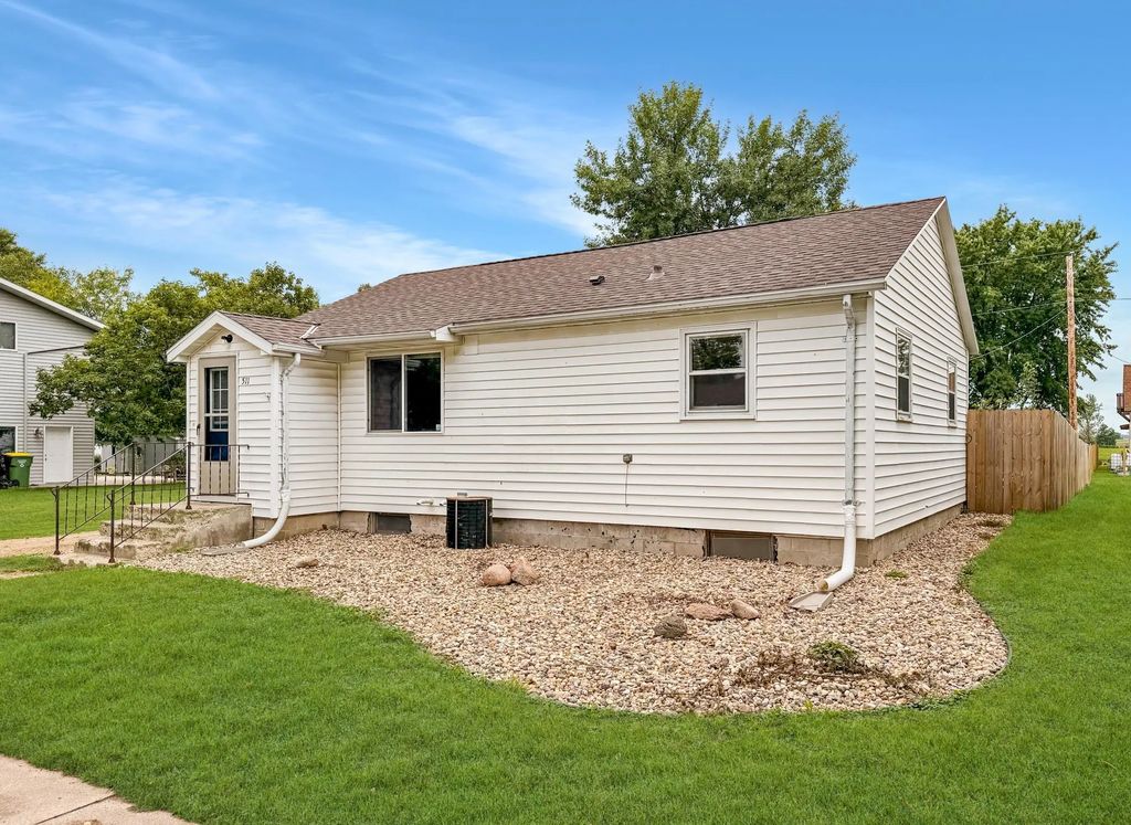 511 Main Street, Ruthton