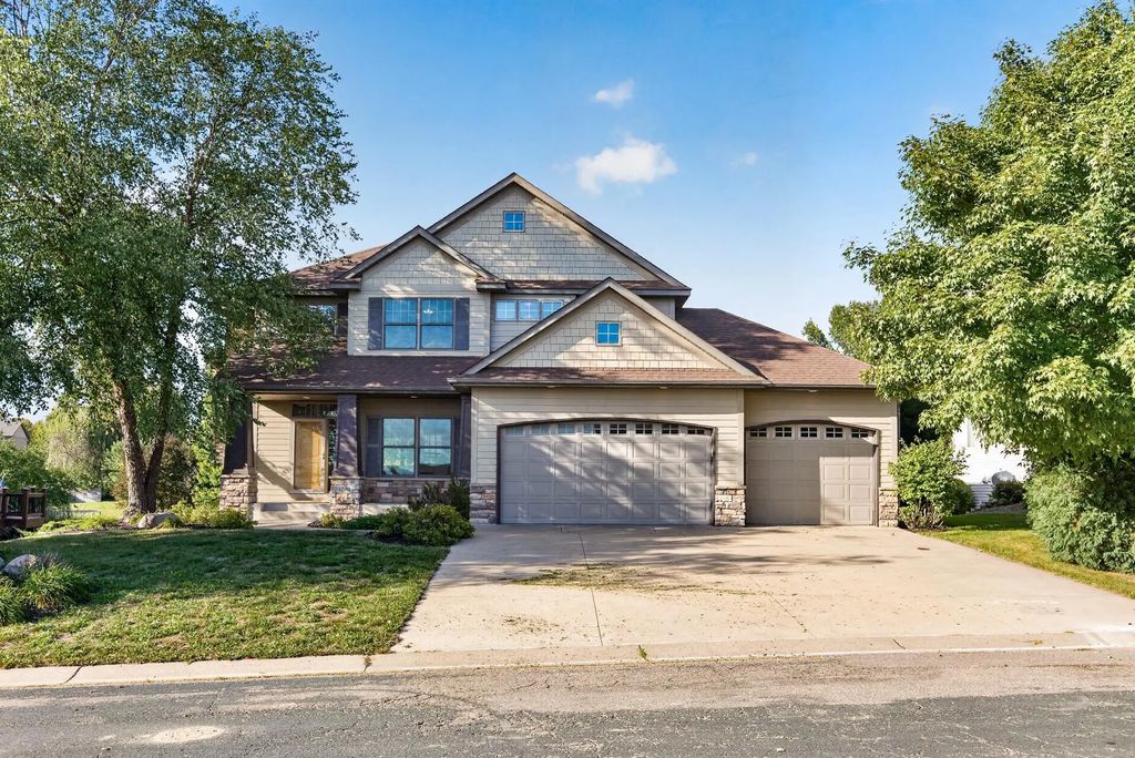 1740 Sandbar Circle, Waconia