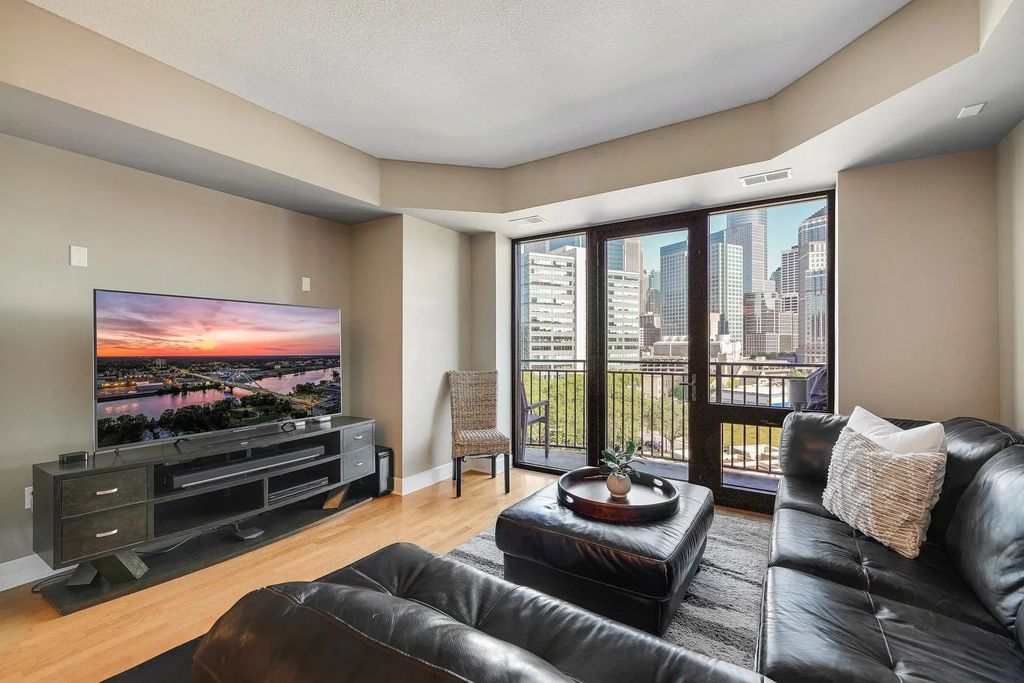 500 E Grant Street 709, Minneapolis