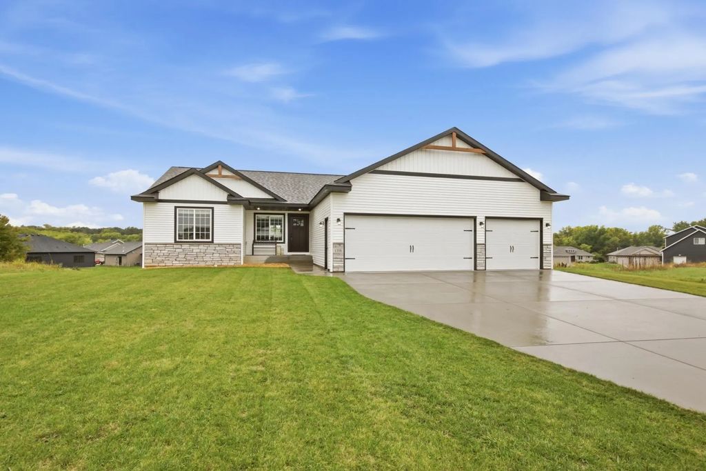 1316 Jasmine Lane Ne, Saint Joseph