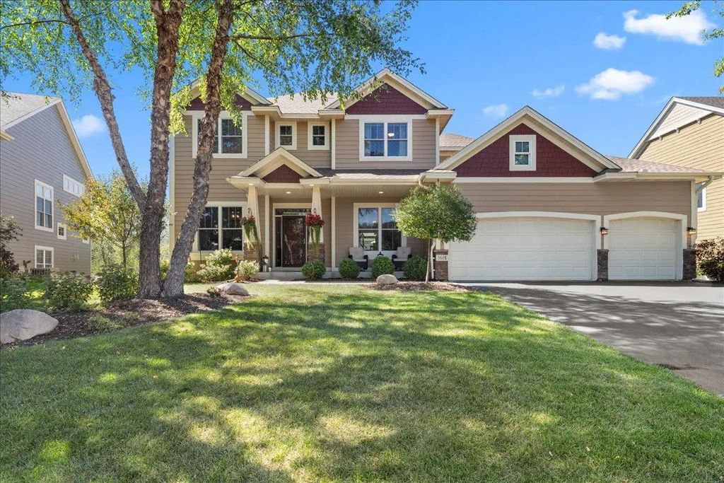 1618 Headwaters Lane, Woodbury
