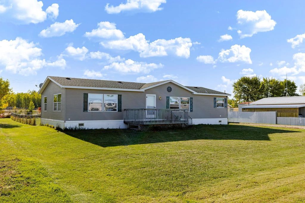 146 4th Street, Walcott