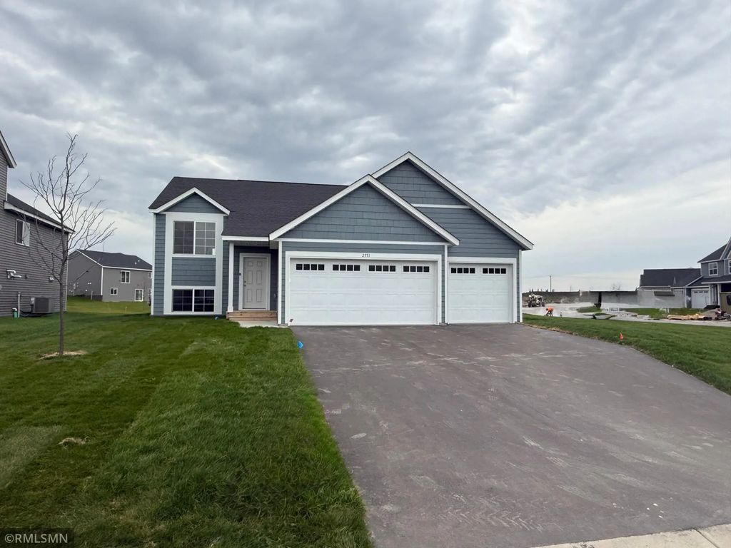 2771 Ivy Avenue Ne, Saint Michael