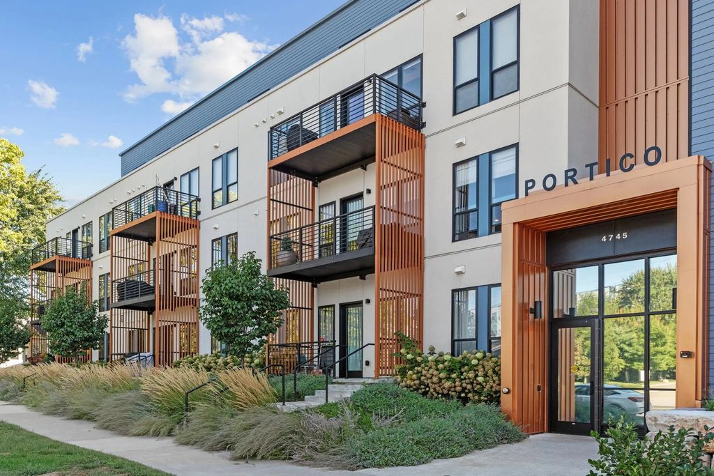 4745 Minnehaha Avenue 205, Minneapolis
