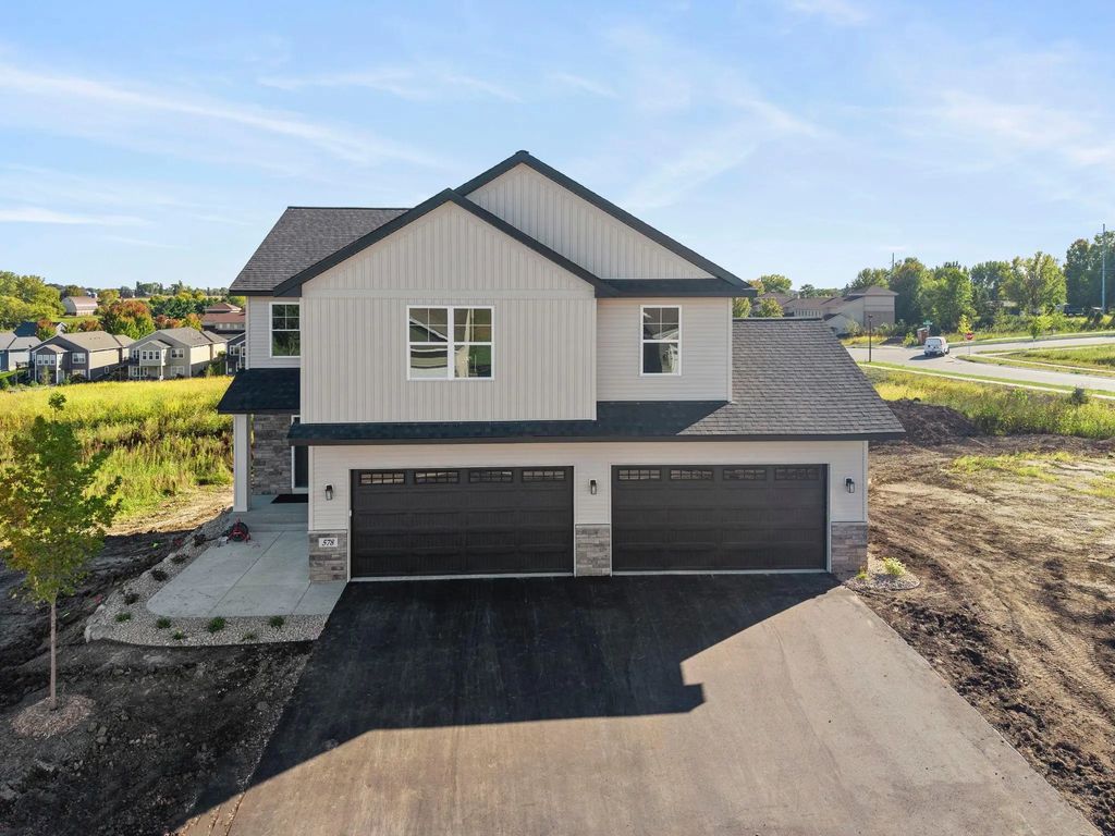 578 Sienna Drive, Watertown