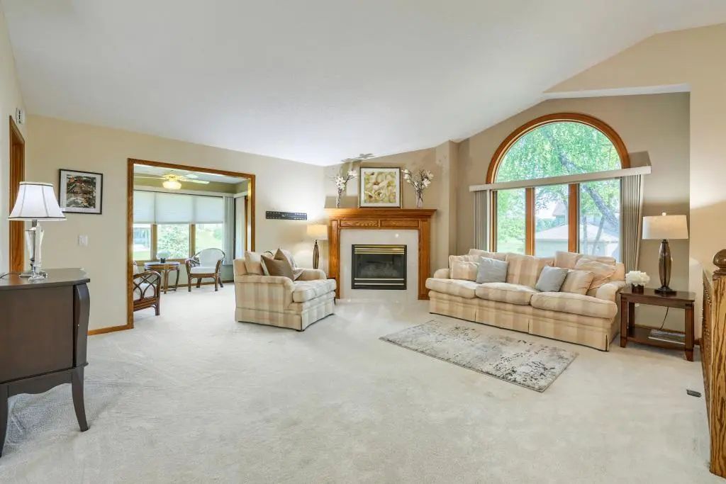 18100 Judicial Way N, Lakeville