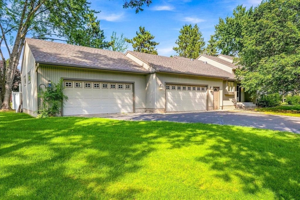 2608 Edgewood Circle, Saint Cloud