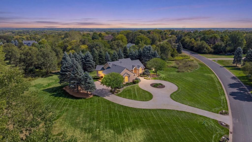 755 Jasmine Avenue N, Lake Elmo