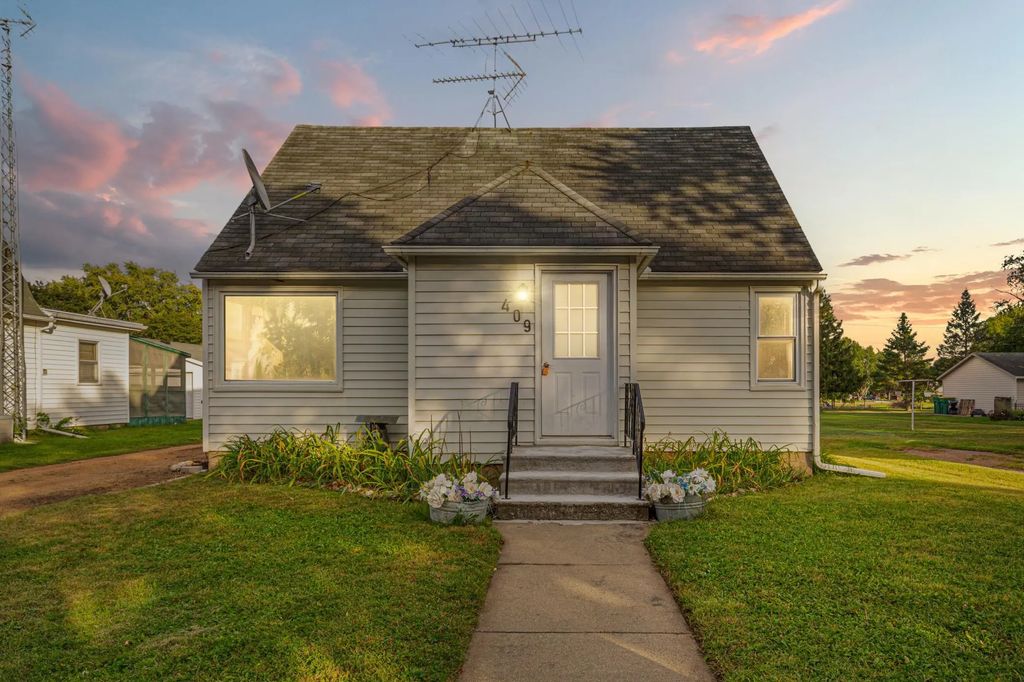 409 S 5th Street, Le Sueur
