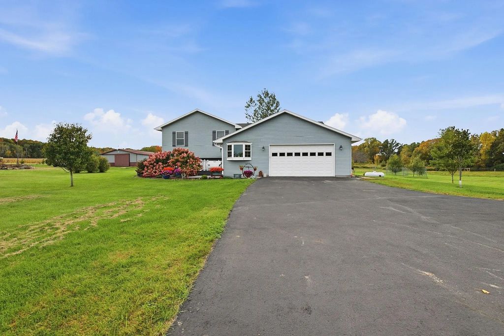 1044 290th Street, Glenwood City