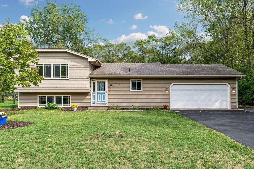 10664 Kyle Avenue N, Brooklyn Park