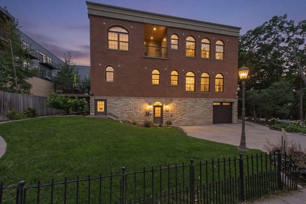 3125 Inglewood Avenue S 201, St Louis Park