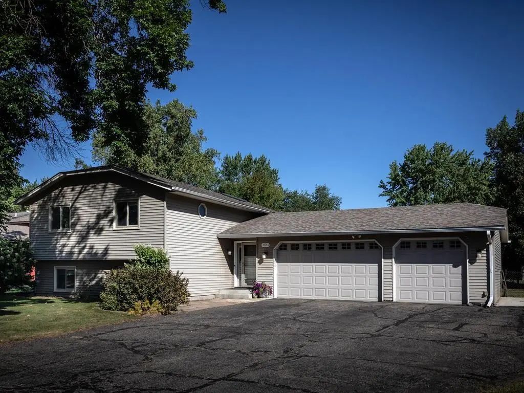 10015 Upper 205th Street W, Lakeville