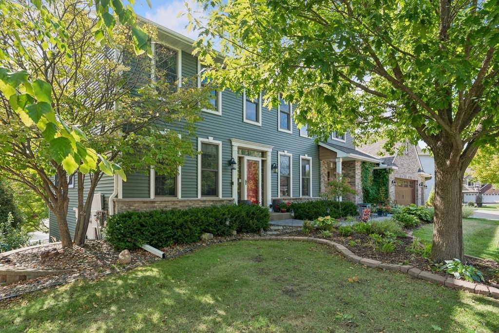 16917 73rd Place N, Maple Grove