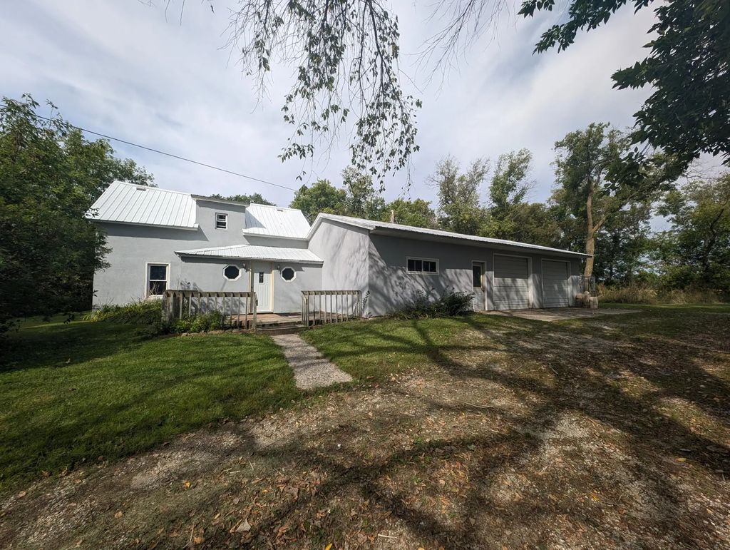 52473 County Highway 14, New York Mills