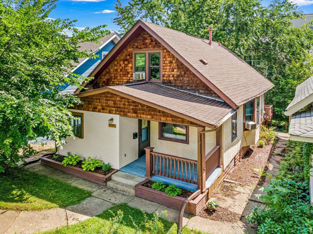 3803 Blaisdell Avenue, Minneapolis