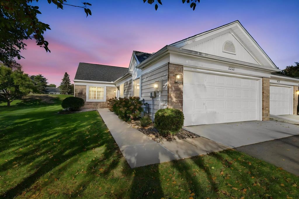 6850 Jenny Lane, Woodbury