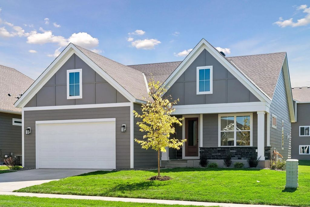 15453 111th Avenue N, Dayton