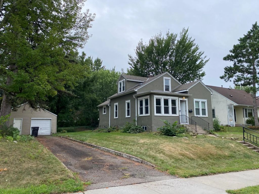 2200 Margaret Street, Saint Paul