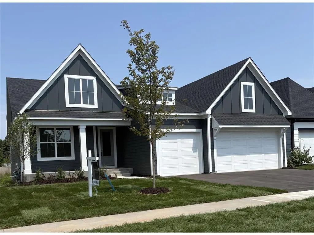 4048 Arbor Drive, Woodbury
