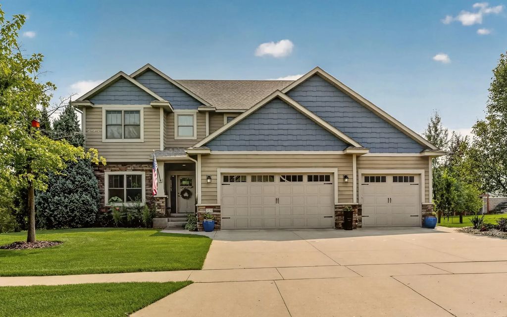 3730 Cameo Place Ne, Rochester