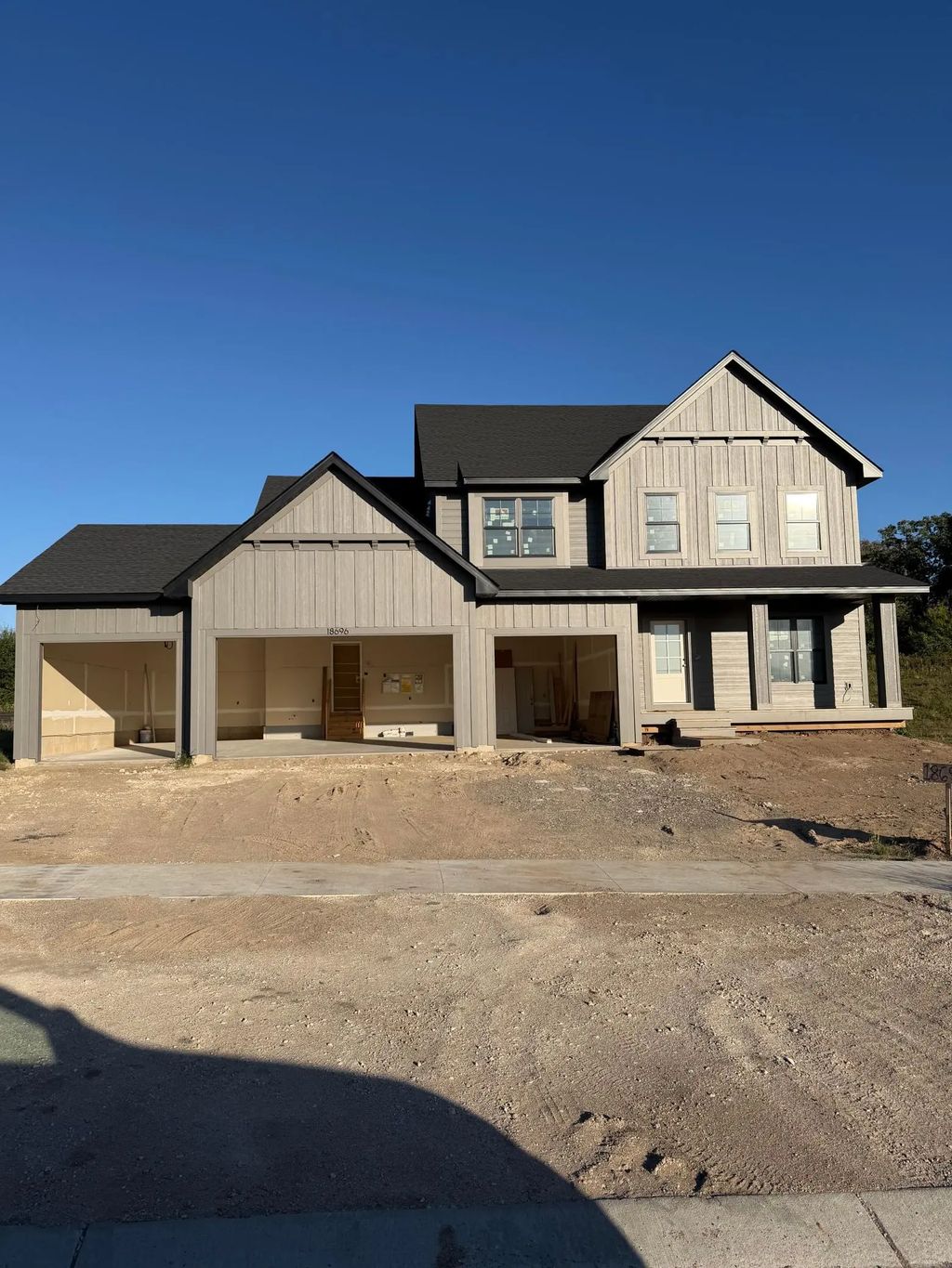 18696 Ixonia Avenue, Lakeville