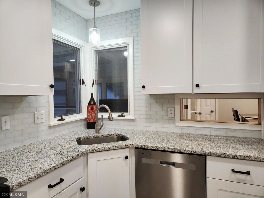 500 Bennett Drive Ne, Fridley