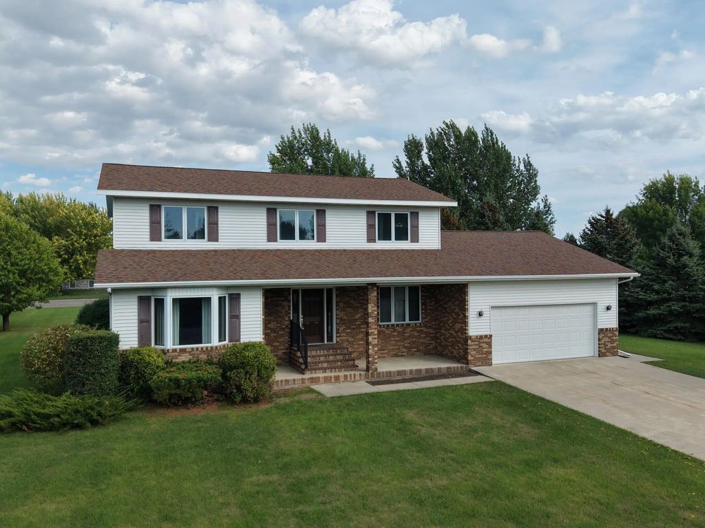 606 4th Street W, Ada