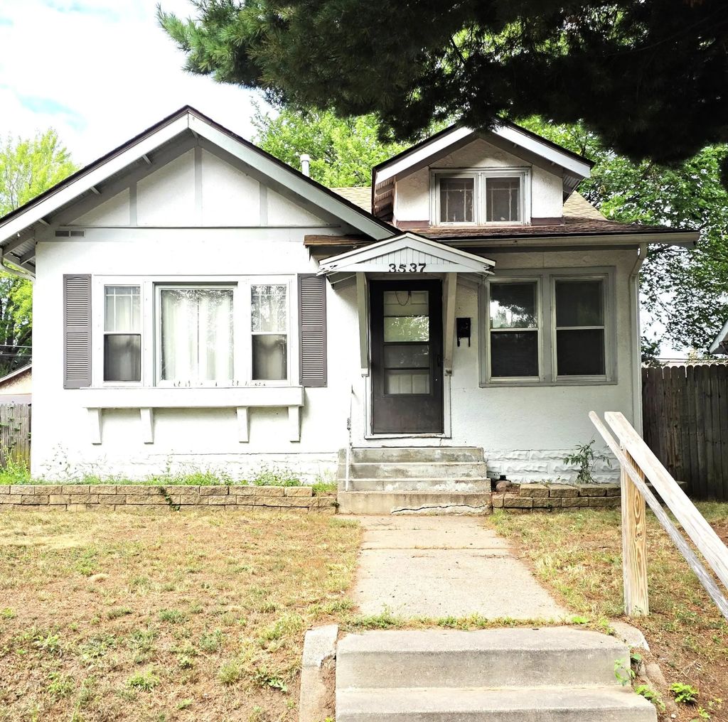 3537 Aldrich Avenue N, Minneapolis