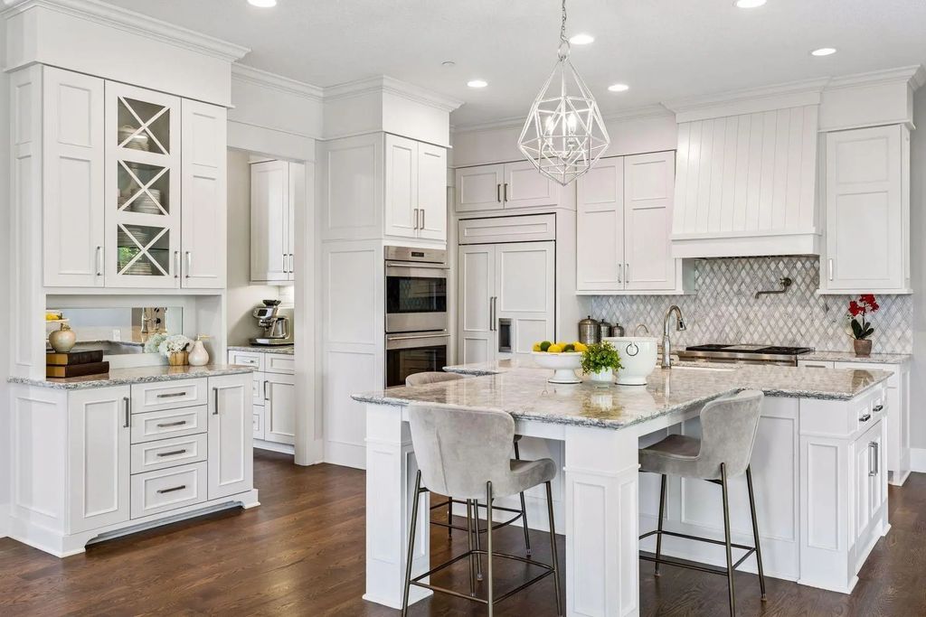 736 Woodland Hill Court, Medina