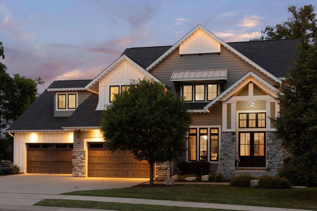 736 Woodland Hill Court, Medina