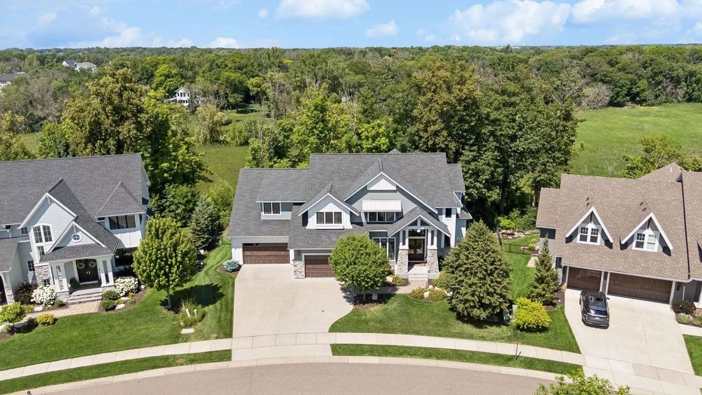 736 Woodland Hill Court, Medina