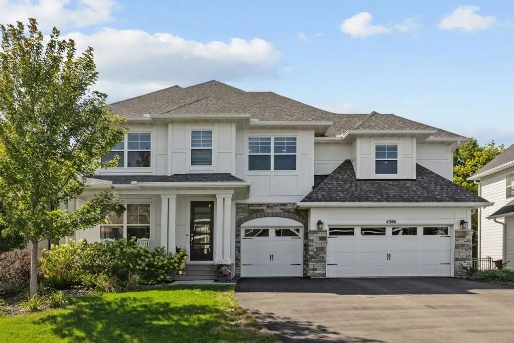 4386 Arbor Drive, Woodbury