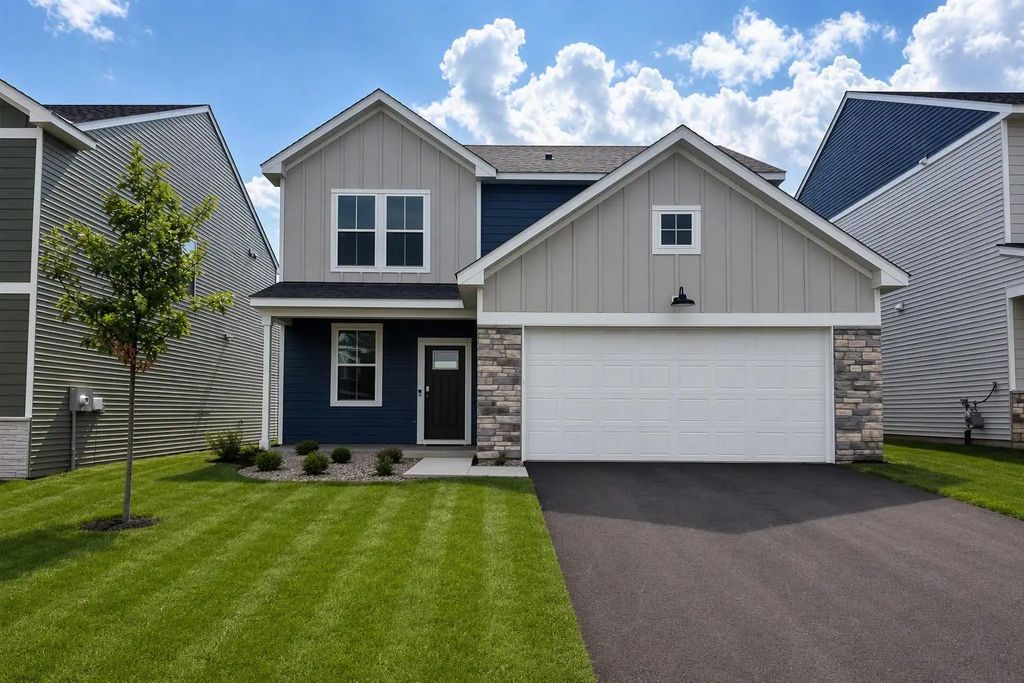 15022 Askeaton Place, Rosemount