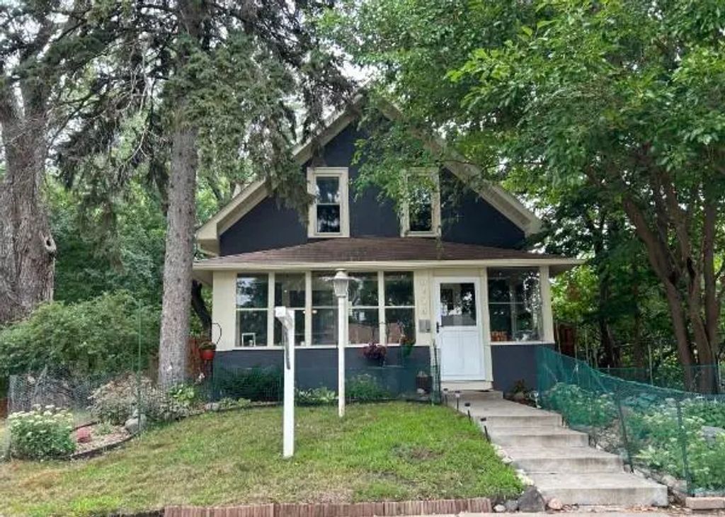 6124 4th Avenue S, Minneapolis